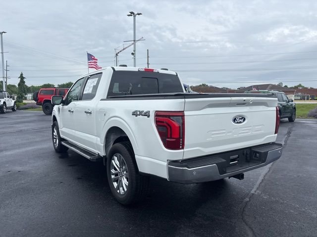 Used 2026 White Ford Lariat image 9