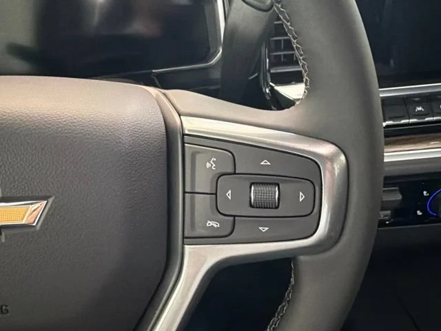 New 2026 Summit White Chevrolet LT image 37