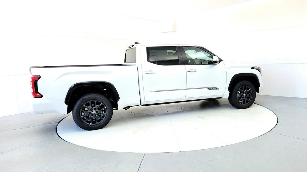 New 2026 Wind Chill Pearl Toyota Platinum image 6