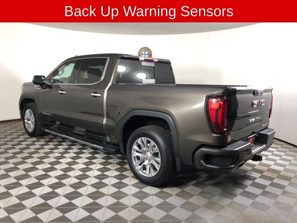 Used 2019 Brown GMC Denali image 19