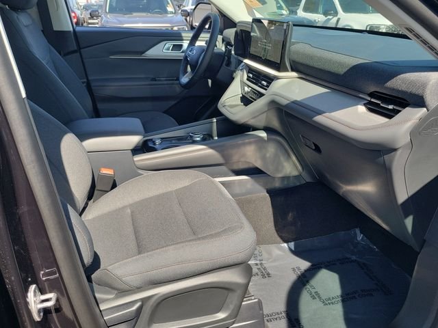 New 2026 Black Ford Active image 16