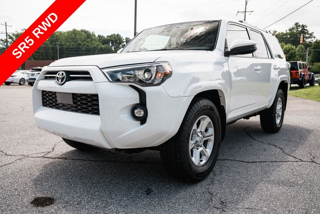 Certified Used 2022 White Toyota SR5 image 3