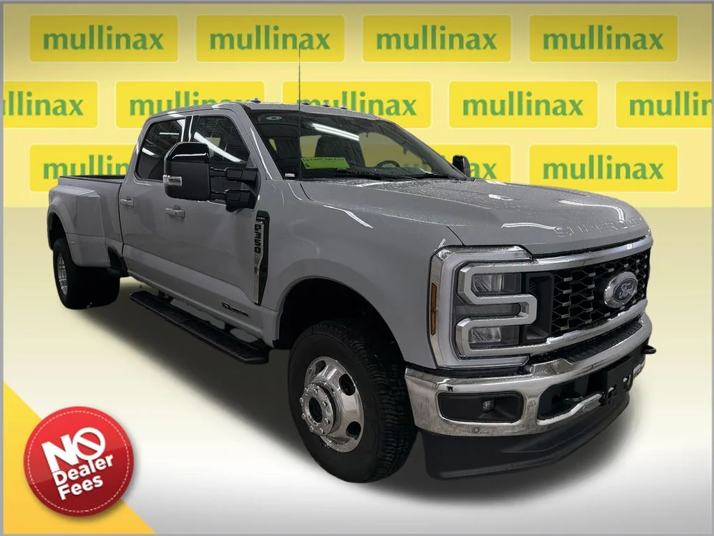 2026 Ford F-350 Lariat 4x4 Crew Cab 8' Box DRW's photo