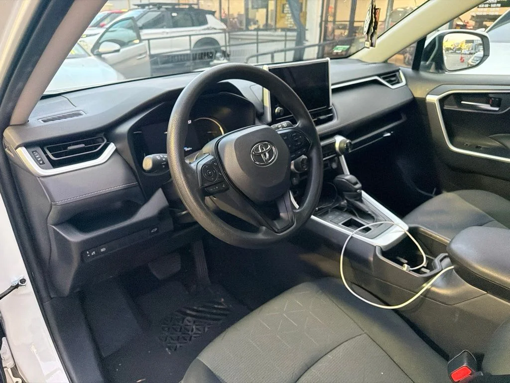 Used 2025 Ice Toyota XLE image 12