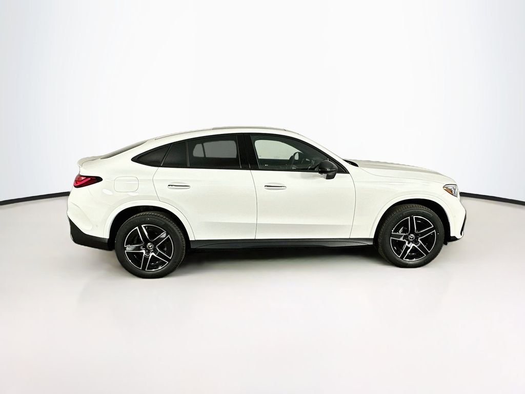 New 2027 Polar White Mercedes-Benz GLC 300 image 8