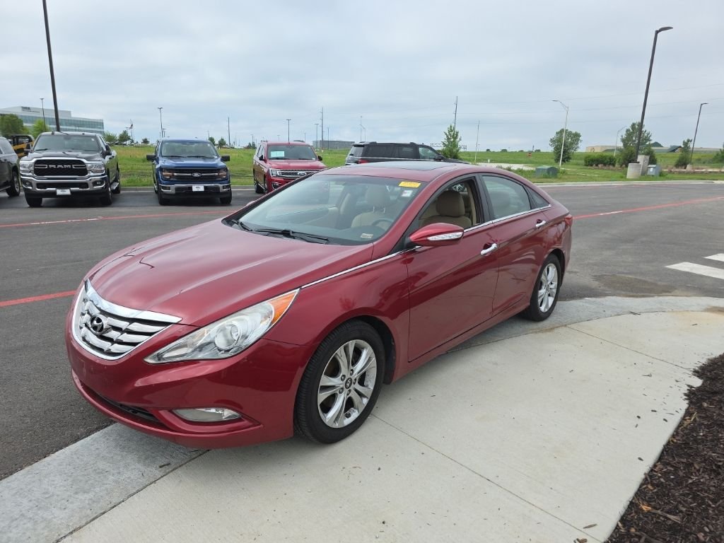 2011 Hyundai Sonata Limited I4 A/T's photo