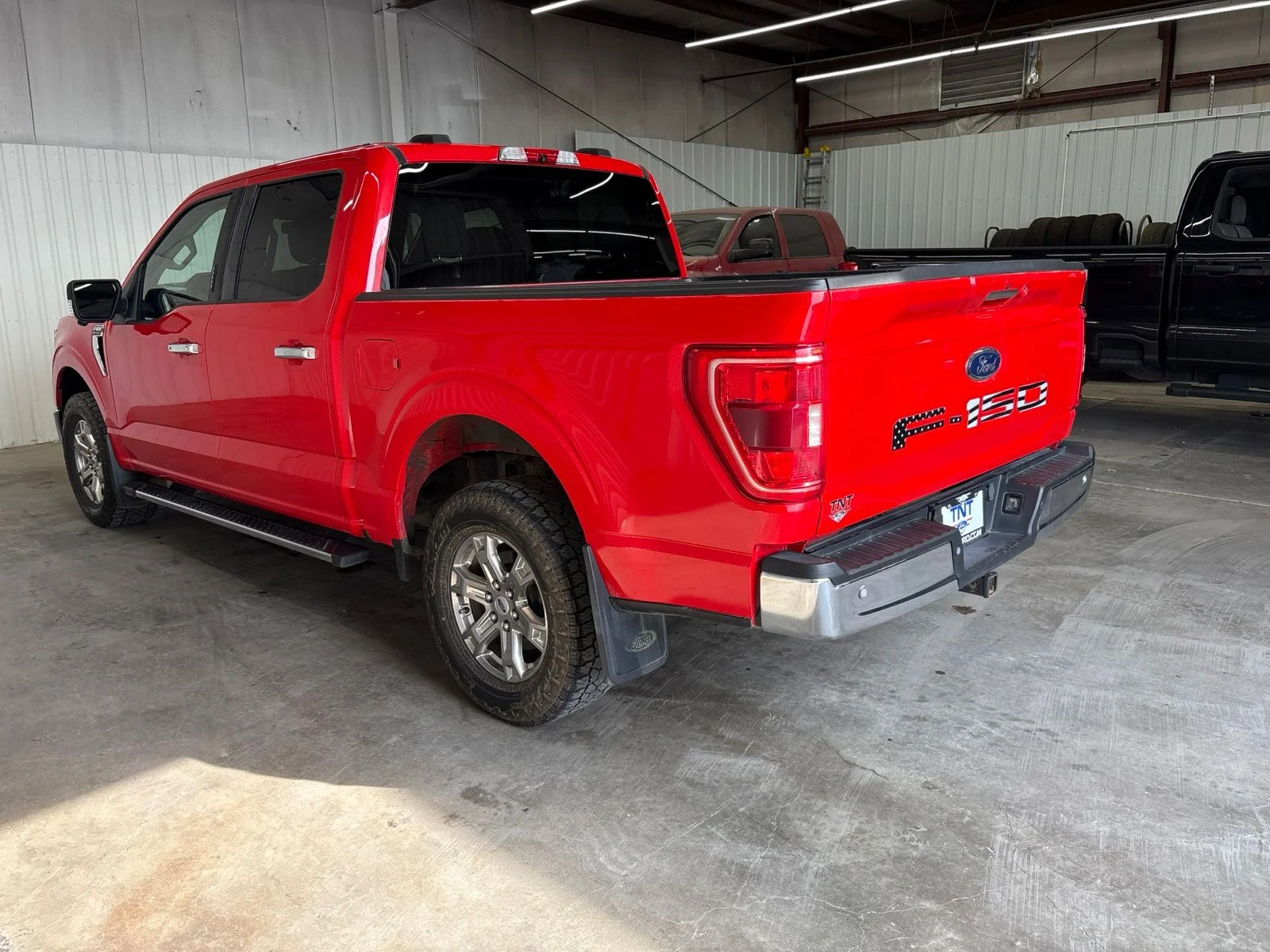Used 2021 Red Ford XLT image 5