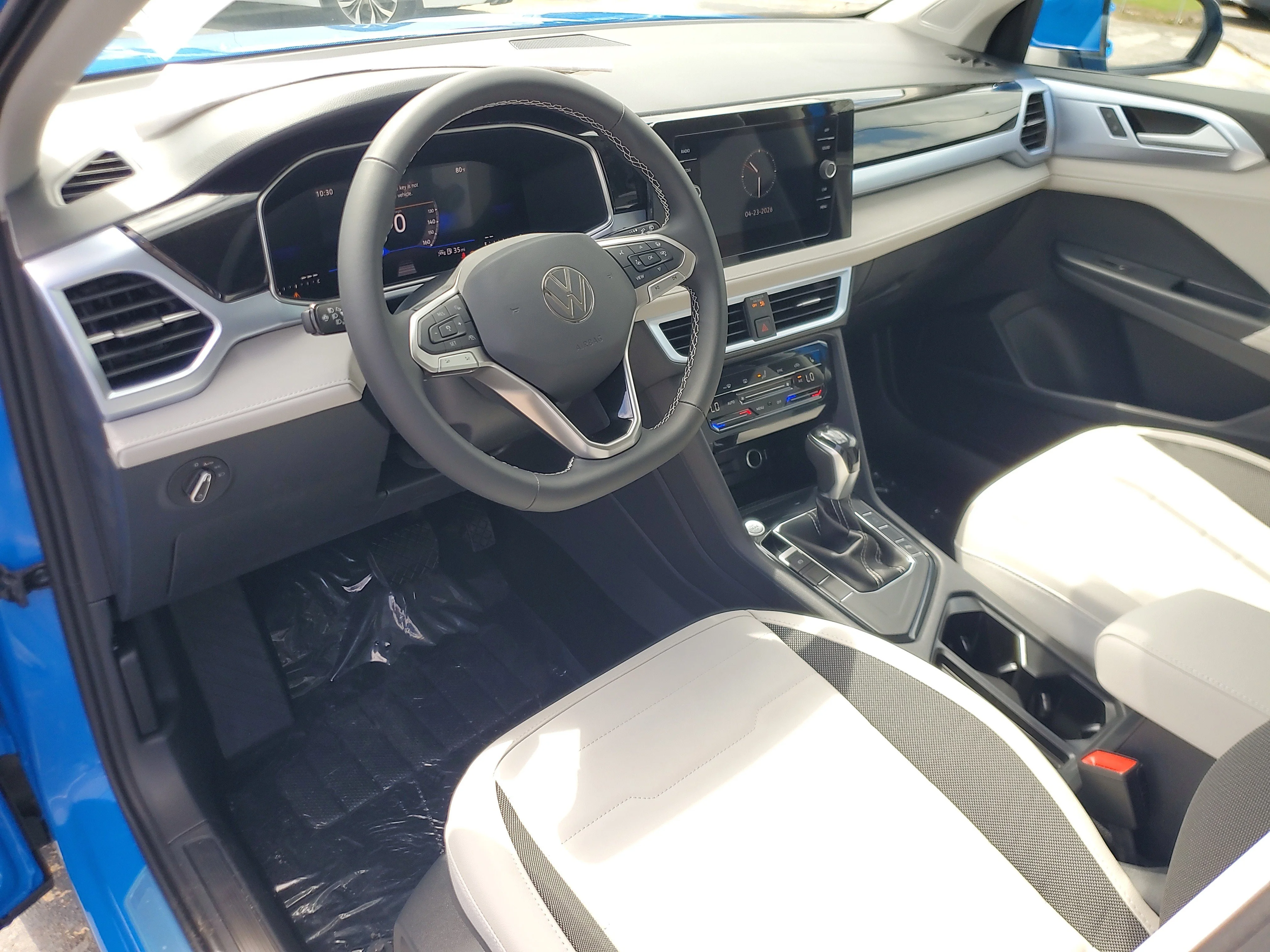New 2026 Blue Volkswagen SE image 16