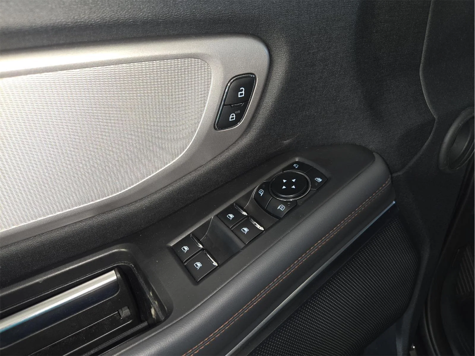 Used 2025 Agate Black Ford Active image 18