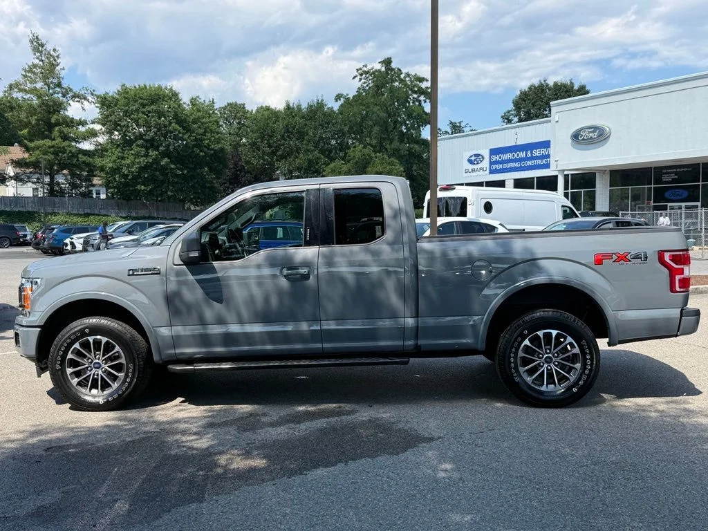 Used 2019 Black Ford XLT image 5