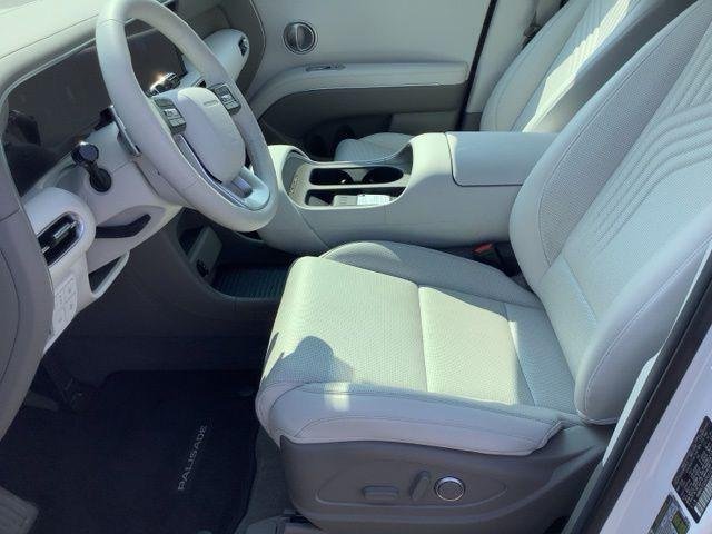 New 2026 White Pearl Hyundai SEL image 11