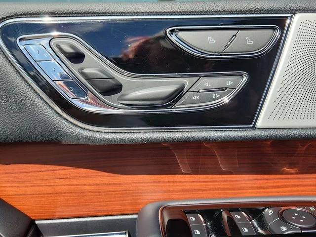 2022 Lincoln Navigator Reserve - Photo 11