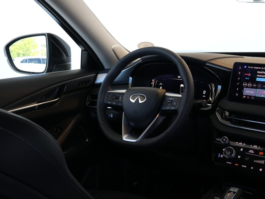 New 2027 DEEP EMERALD INFINITI Luxe AWD image 42