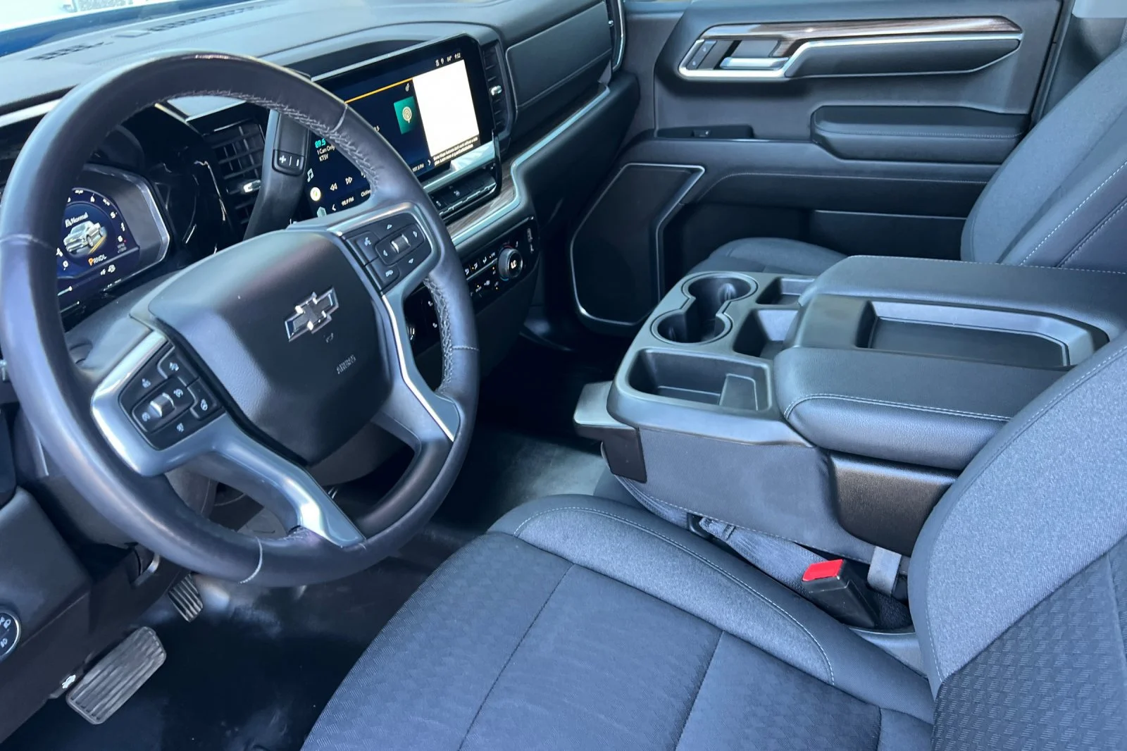 Used 2022 Glacier Blue Metallic Chevrolet RST image 9