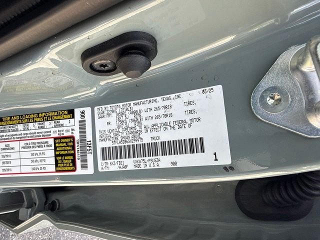 2025 Toyota Tundra SR5 - Photo 37