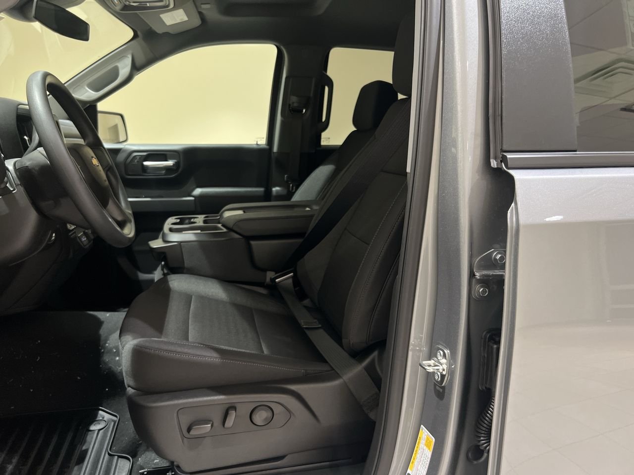 2025 Chevrolet Silverado 1500 Custom - Photo 54
