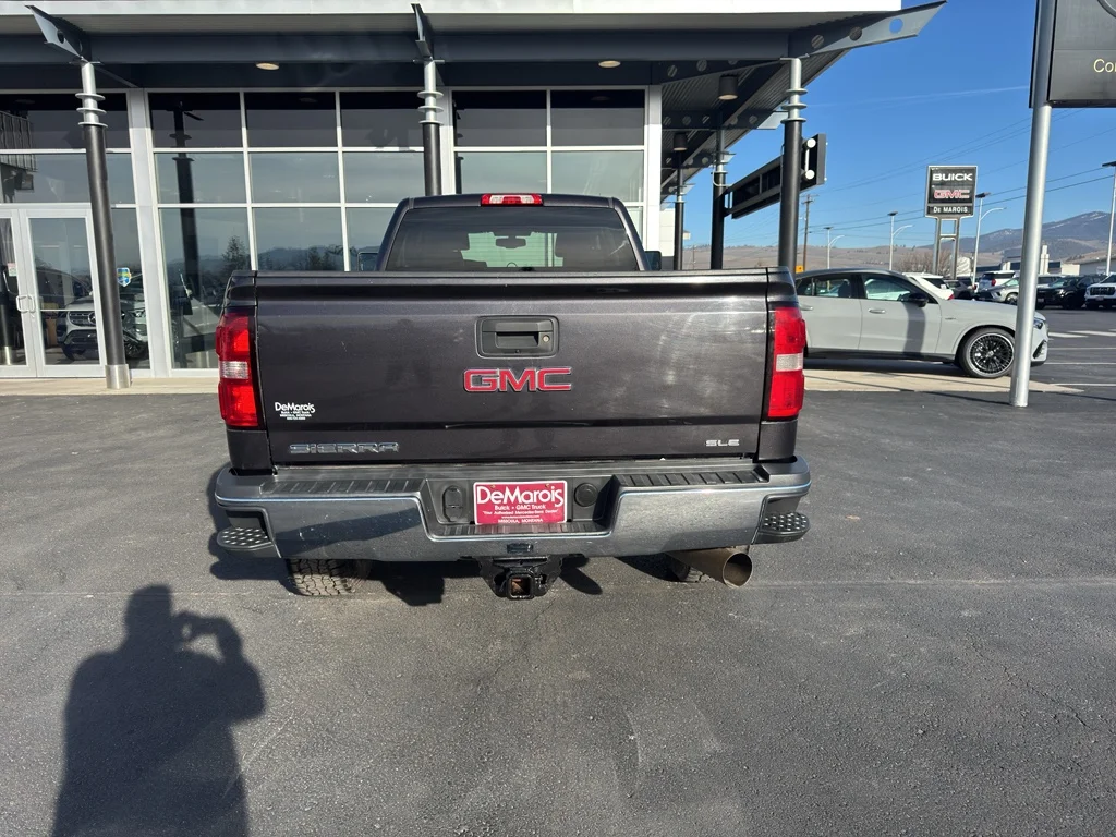 Used 2016 IRIDIUM METALLIC GMC SLE image 3
