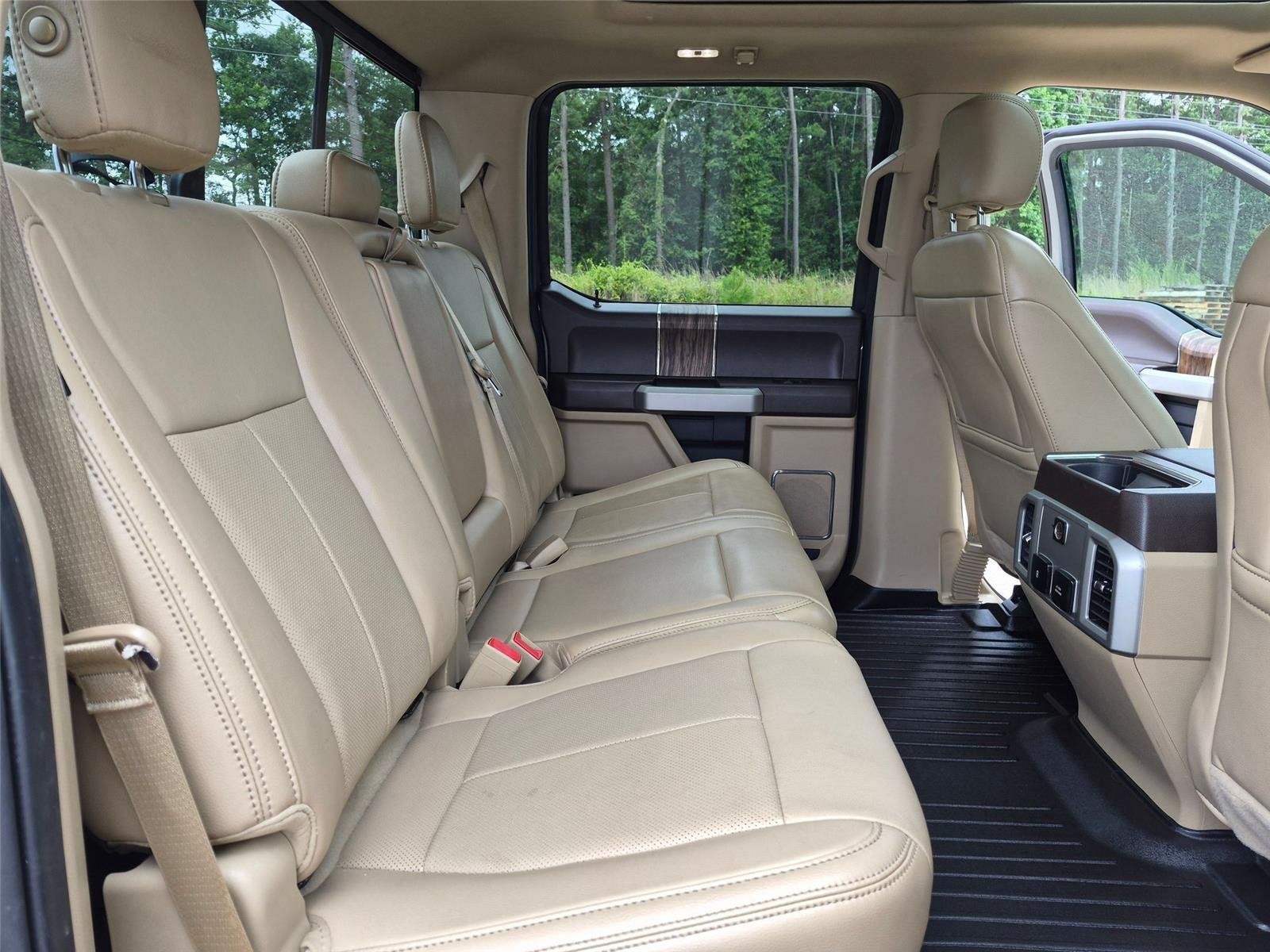 Used 2019 Ingot Silver Metallic Ford LARIAT image 30