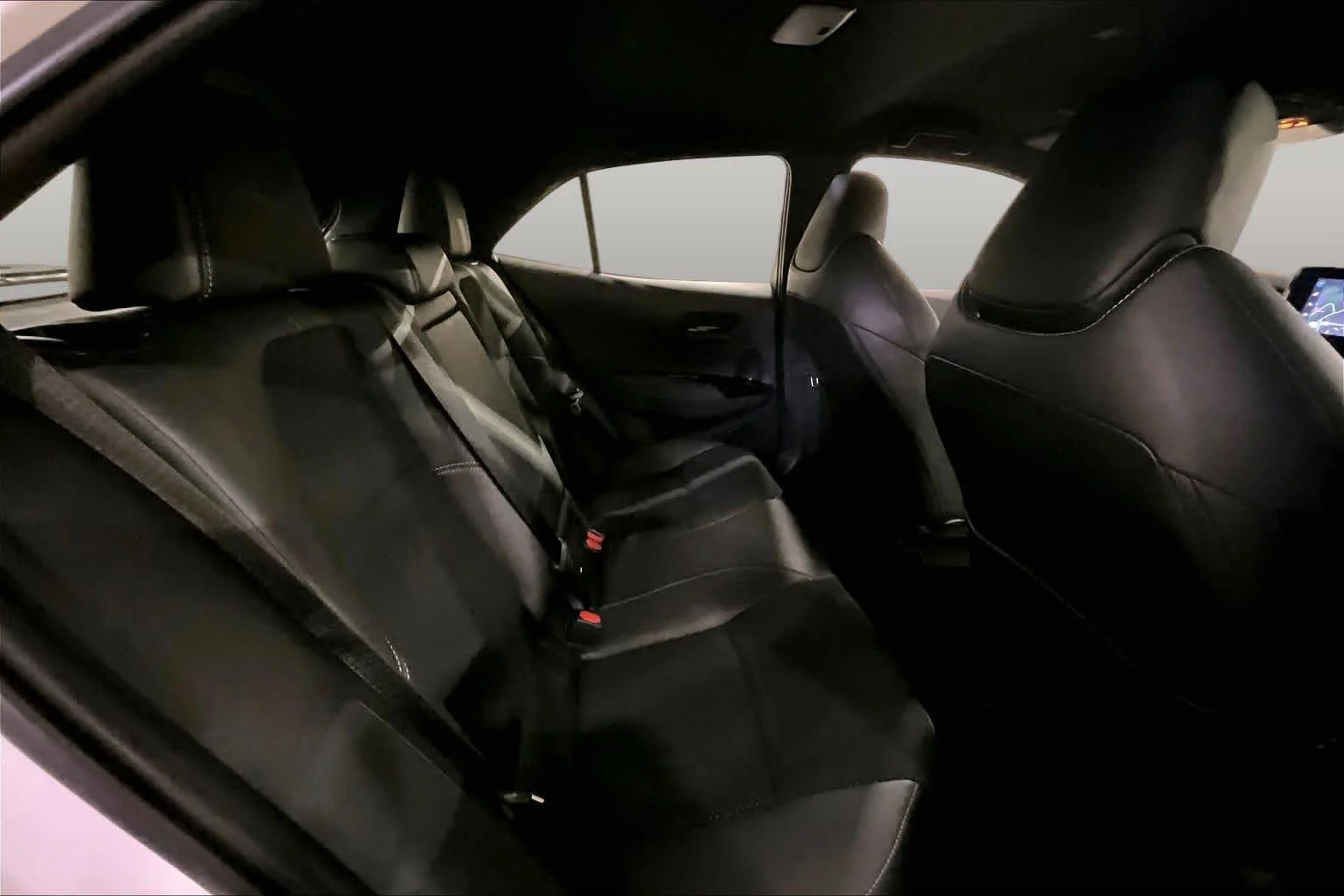 Used 2025 Ice Cap Toyota Premium image 19