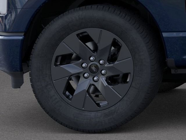 2025 Ford F-150 Lightning Flash - Photo 19