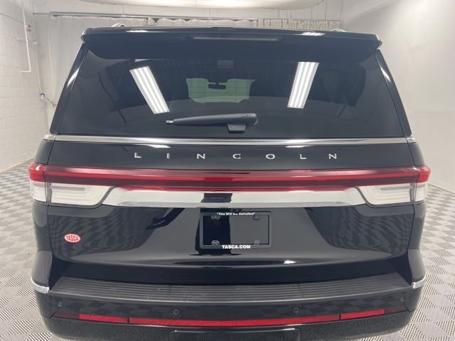 Used 2023 Black Lincoln L Reserve image 7