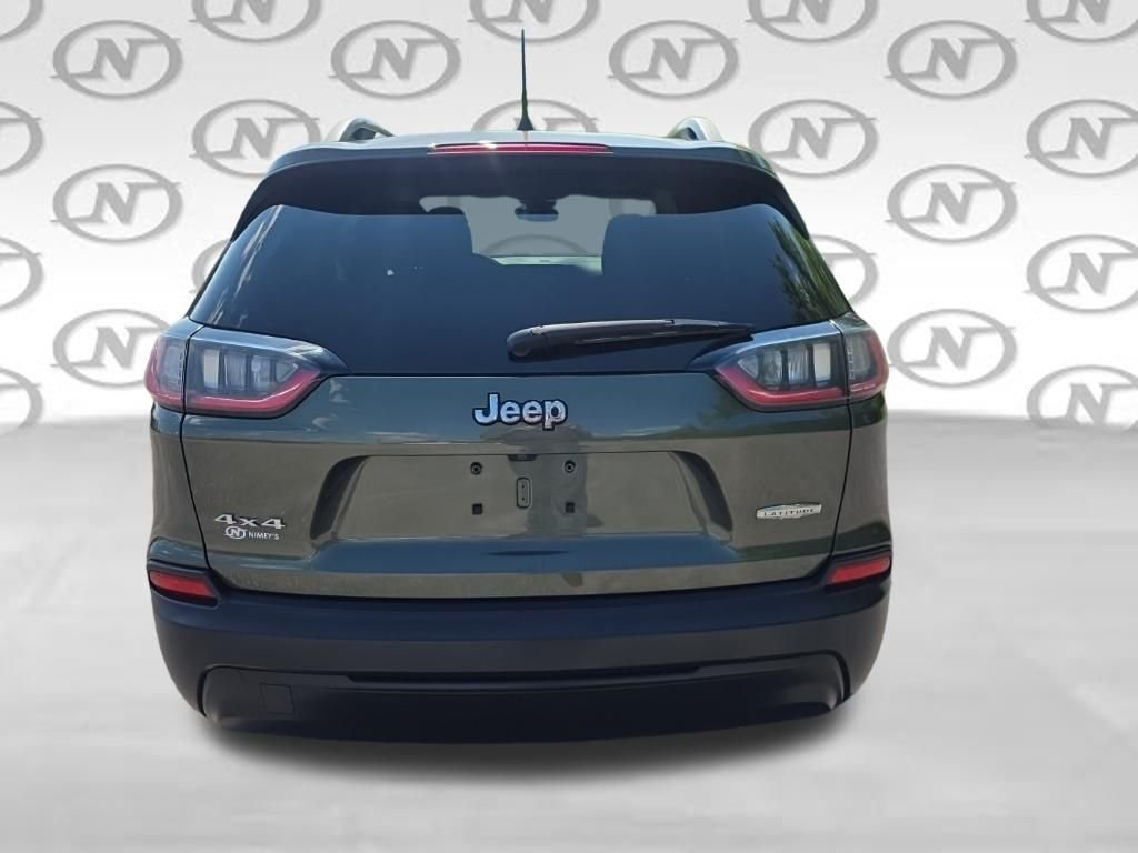 Used 2021 Green Jeep Latitude image 11