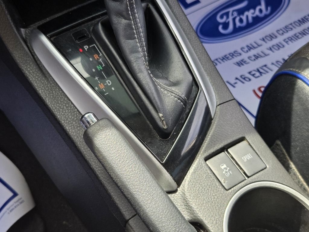 Used 2019 Silver Toyota SE image 20