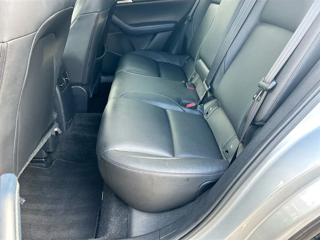 Used 2021 Sonic Silver Metallic Mazda Select image 23