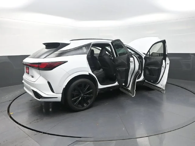 Used 2024 White Lexus 500h F SPORT Performance image 45