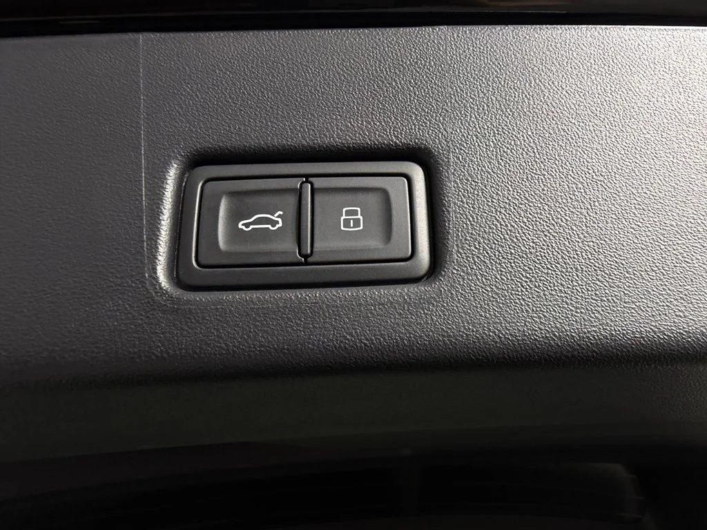 Used 2023 Black Audi Premium Plus image 31