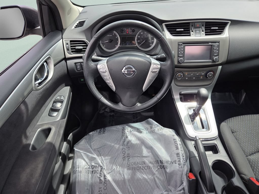 Used 2013 Magnetic Gray Nissan SR image 4