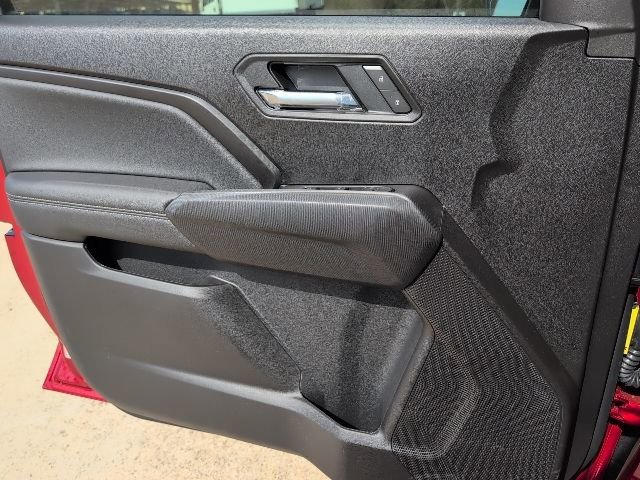 2026 Chevrolet Colorado LT - Photo 14