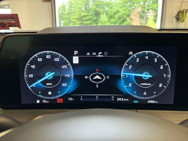 Used 2025 Green Kia SX-Prestige X-Line image 17