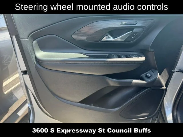 Used 2023 Silver GMC SLT image 16