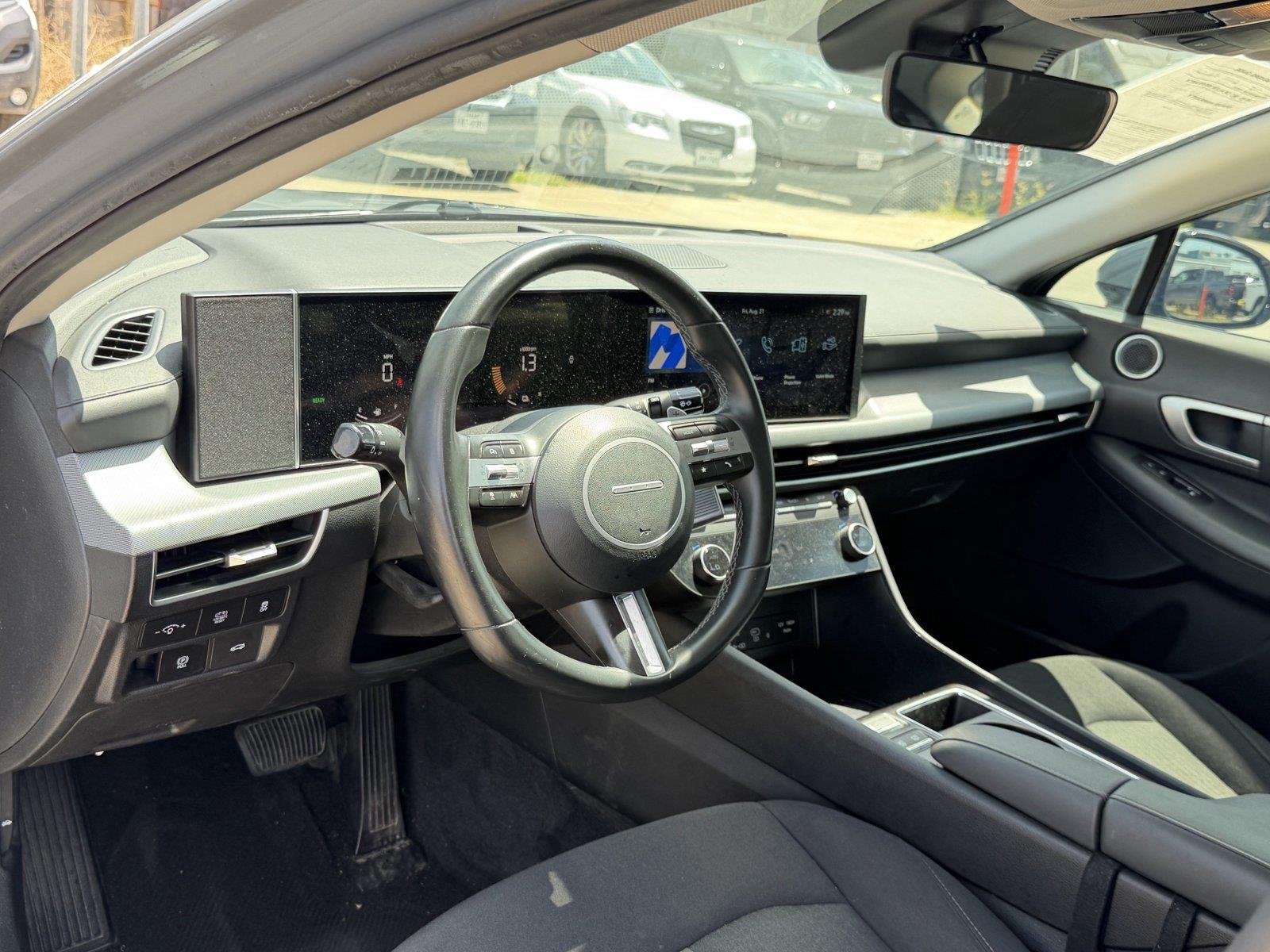 Used 2025 Transmission Blue Hyundai SEL image 16