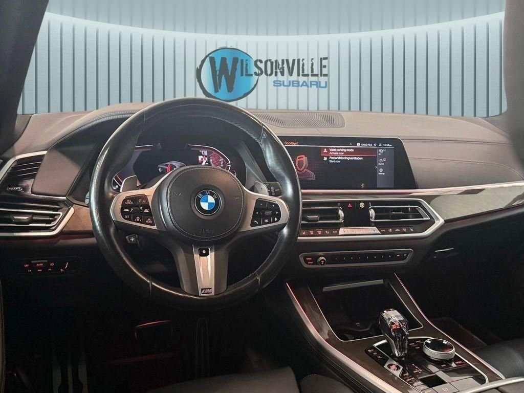Used 2022 White BMW xDrive40i image 13