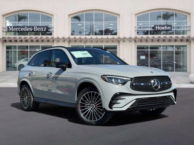 2026 Mercedes-Benz GLC GLC 300's photo