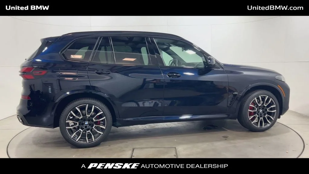 Used 2026 Carbon Black Metallic BMW sDrive40i image 9