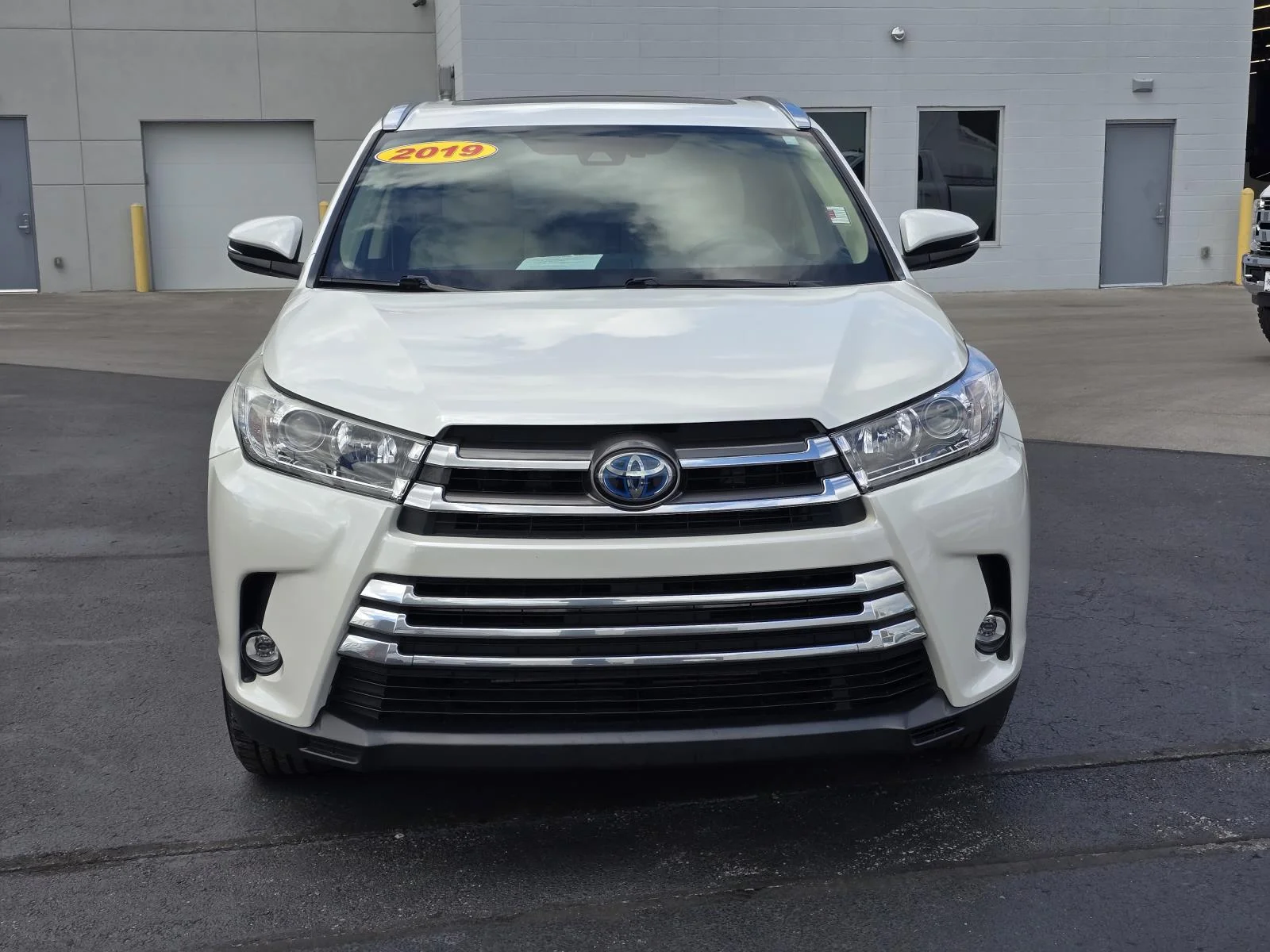 Used 2019 White Toyota Limited image 2