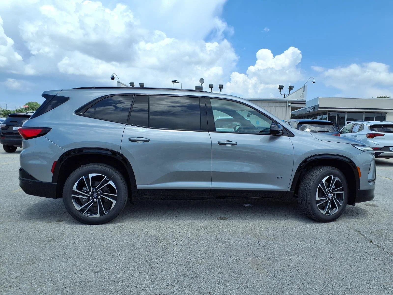 2026 Buick Enclave Sport Touring - Photo 21