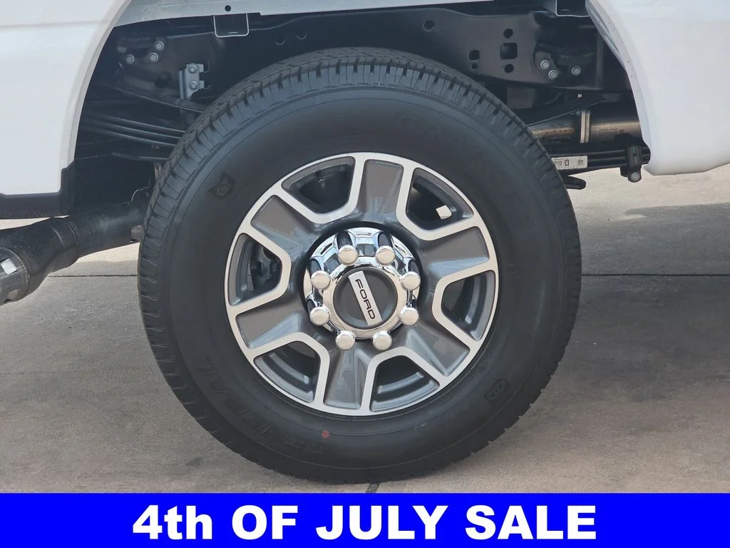 New 2026 Oxford White Ford F-350® Lariat® image 22