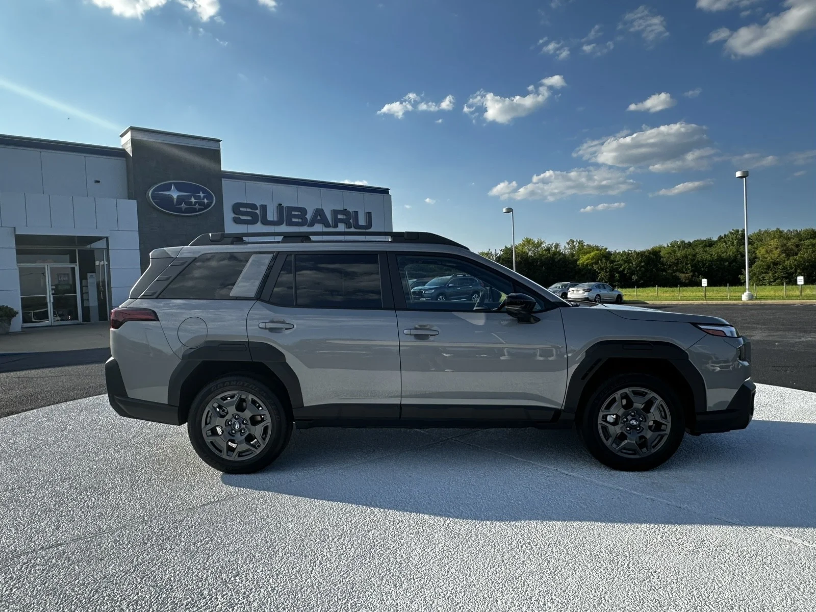 New 2026 RIVER ROCK PEARL Subaru Premium image 8