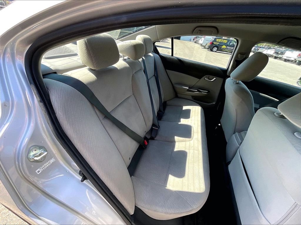 Used 2013 Silver Honda LX image 18