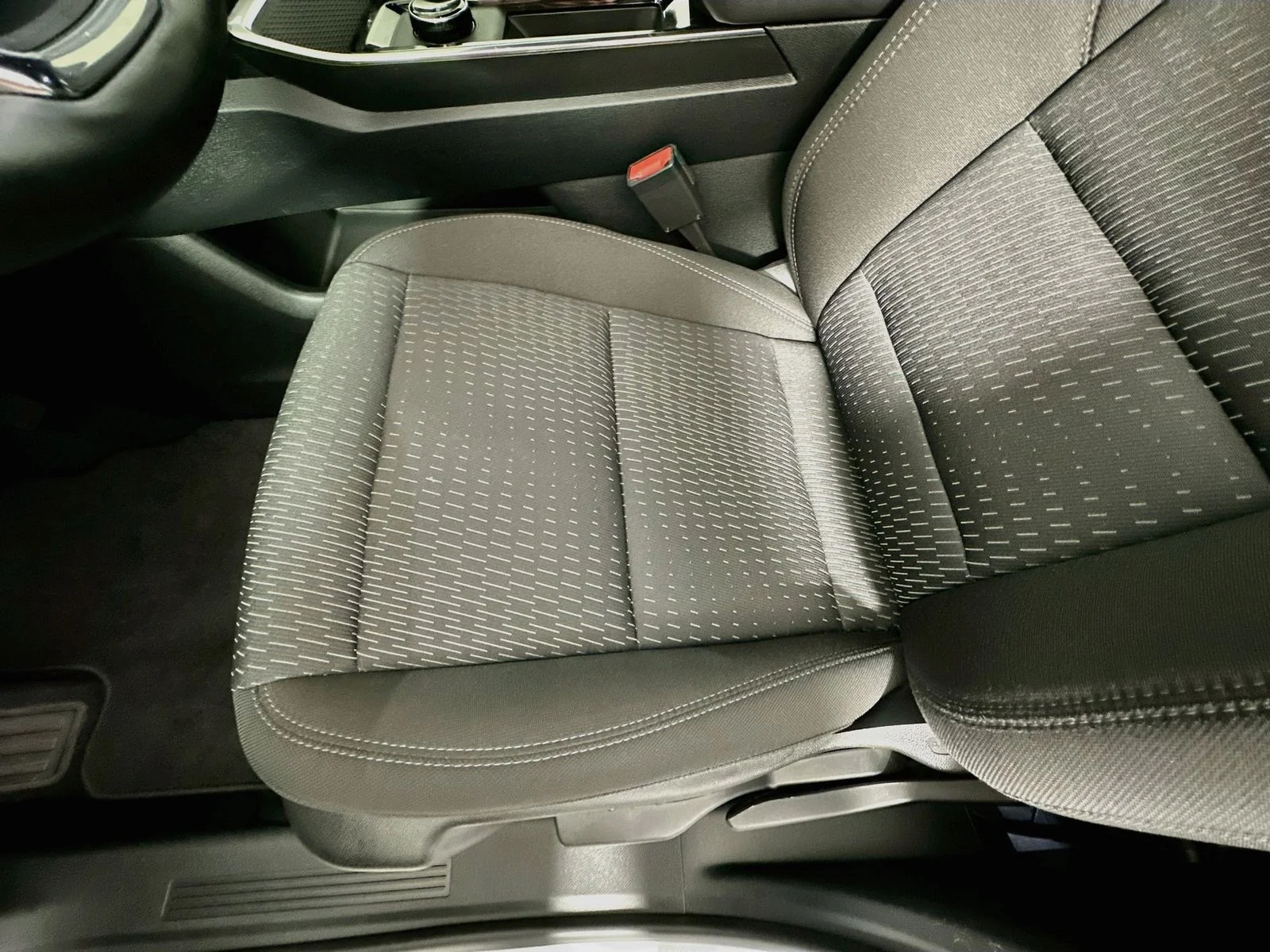 Used 2026 Sterling Gray Metallic Chevrolet LT image 33