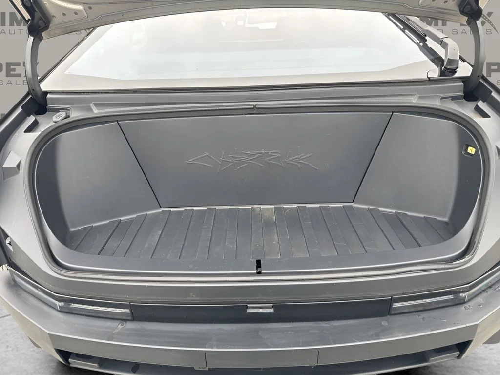 Used 2024 Silver Tesla Foundation FSD image 33