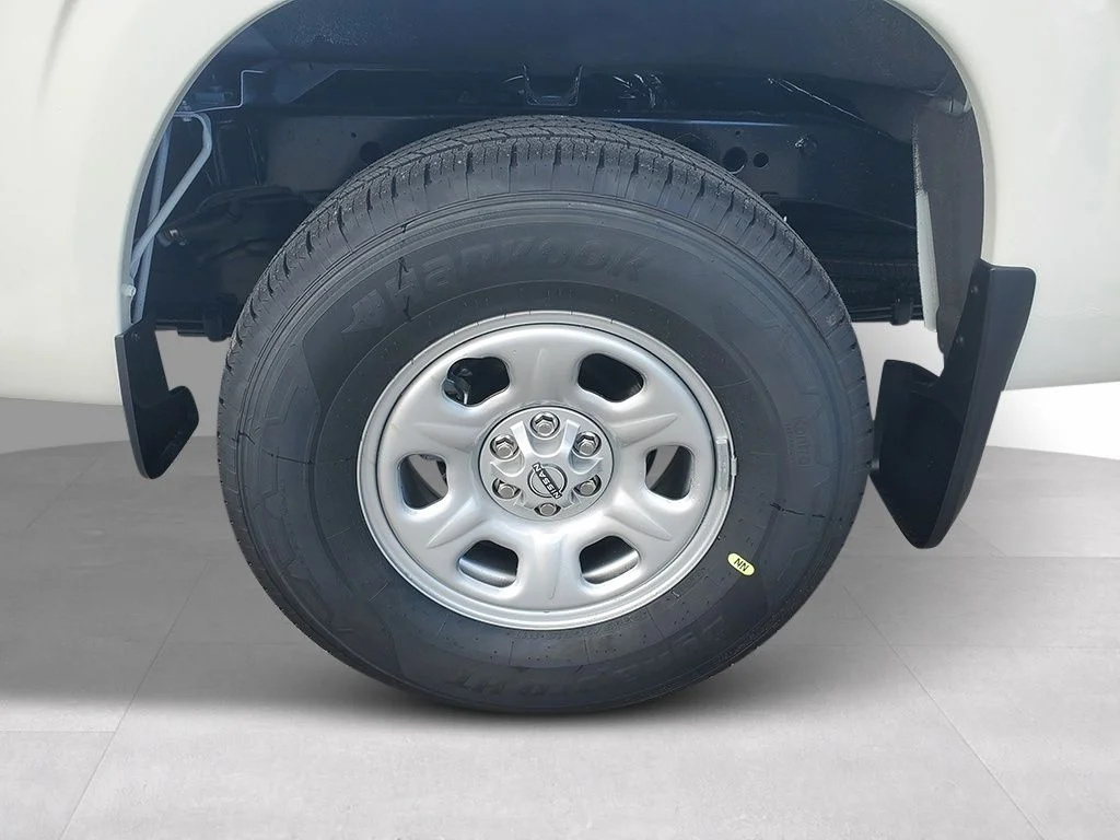 2026 Nissan Frontier S - Photo 11