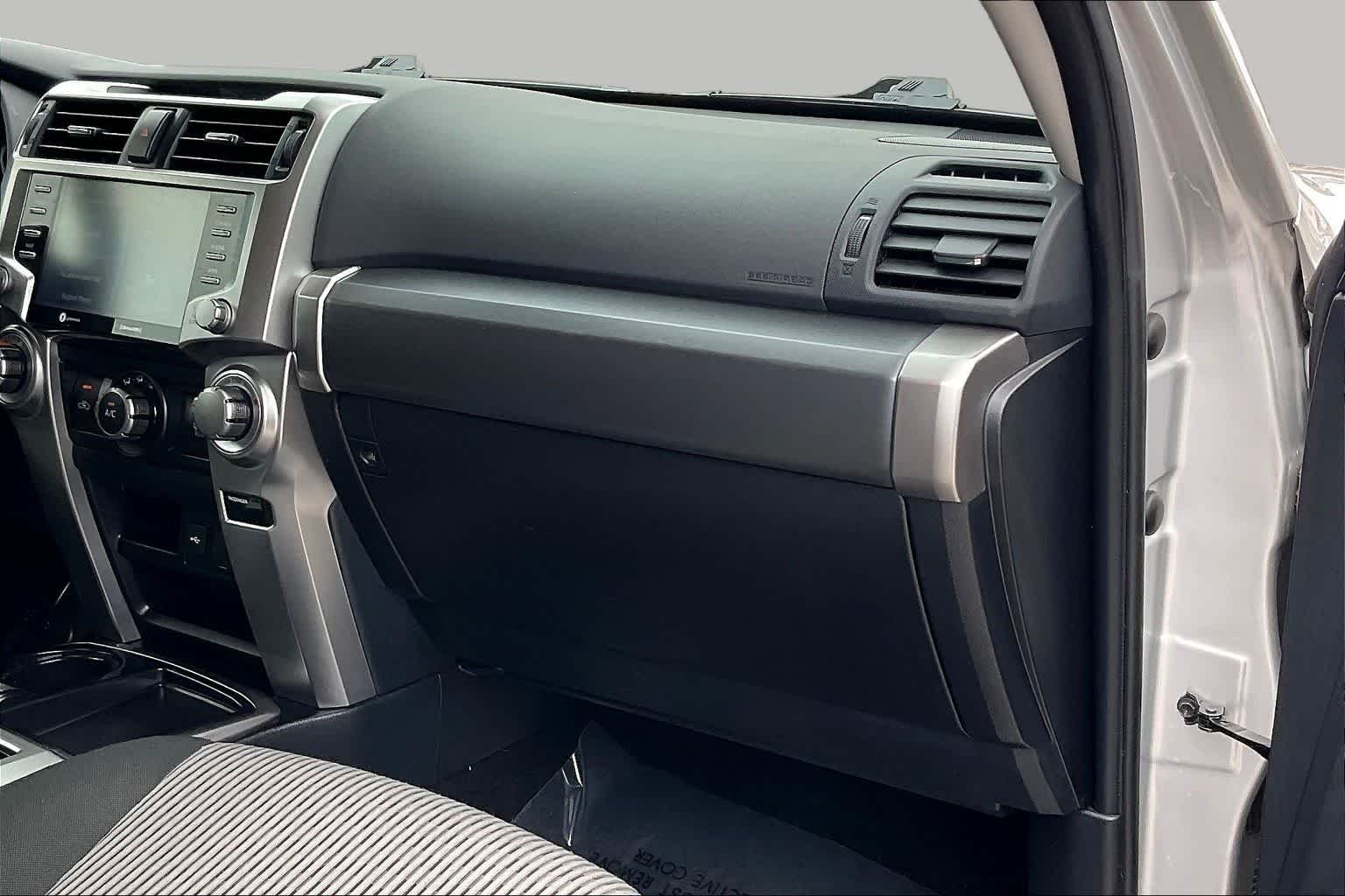 Used 2023 Classic Silver Metallic Toyota SR5 image 18
