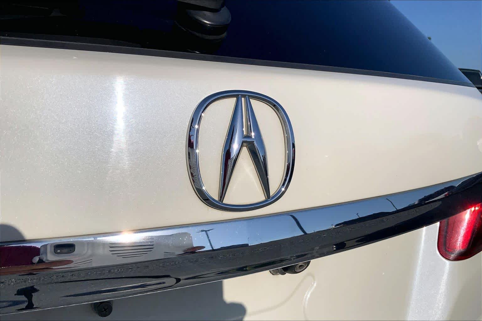 Used 2016 Crystal Black Pearl Acura w/Advance image 31