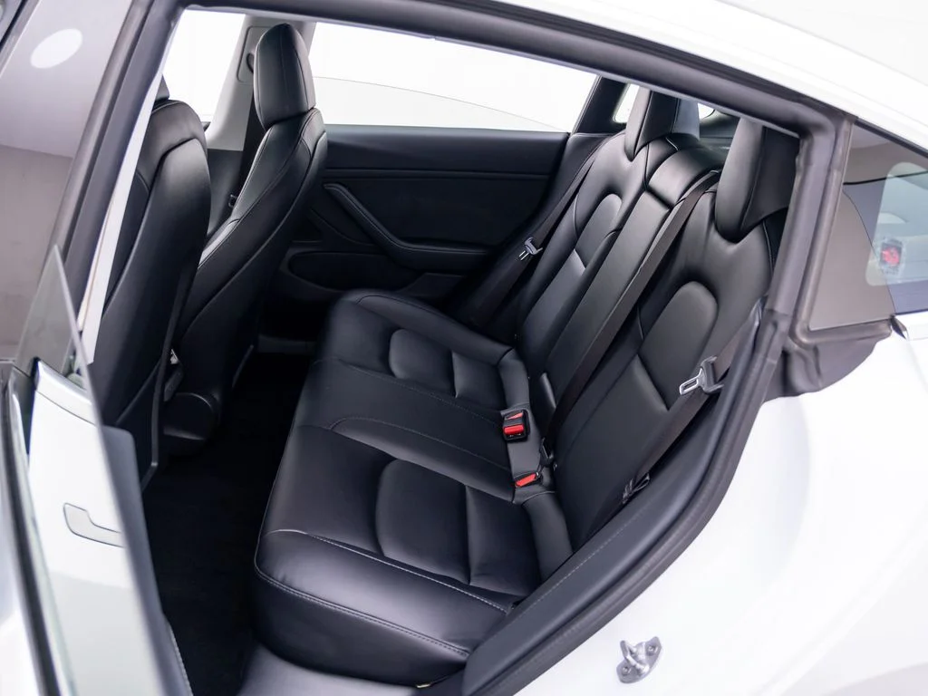 Used 2020 White Tesla Long Range image 17