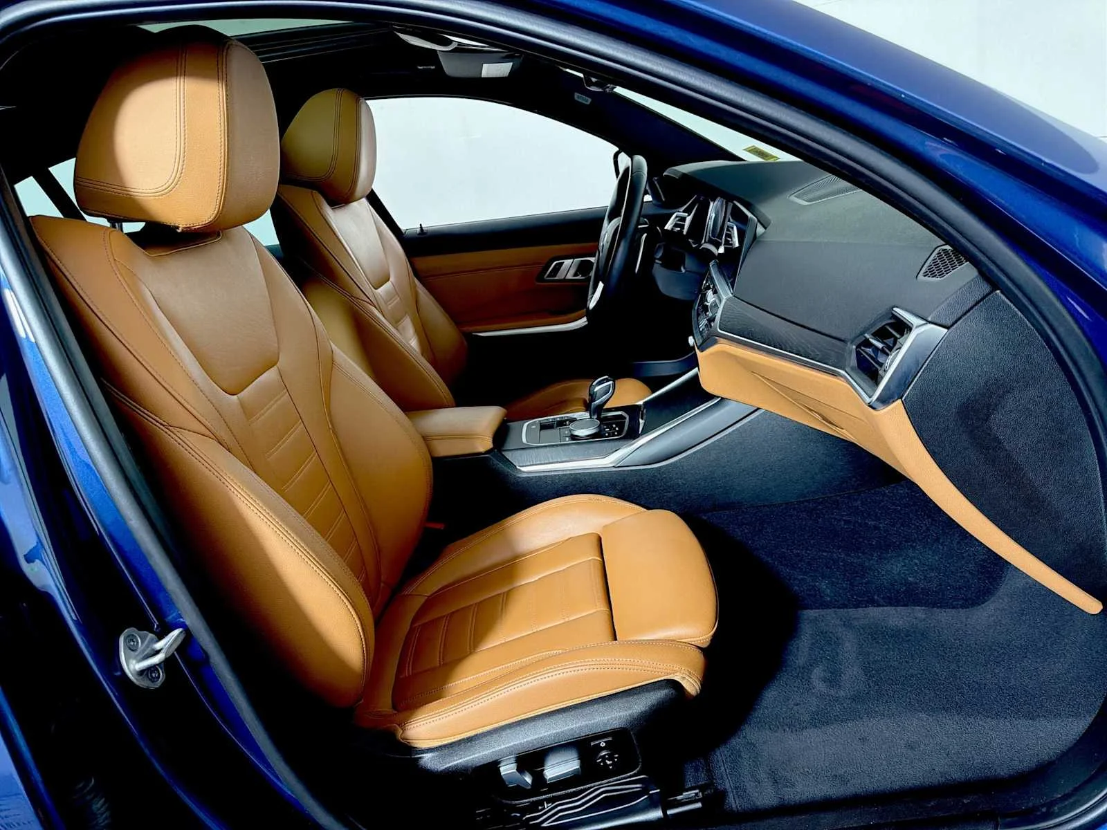 2021 BMW 3 Series 330i - Photo 24